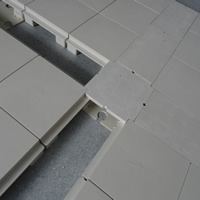 Plastic network flooring